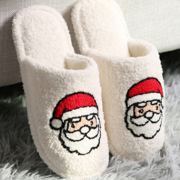 Santa Claus Fuzzy Slippers - Picture 2 of 3